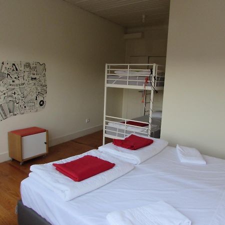 Santiago 31 Hostel Guimarães Extérieur photo