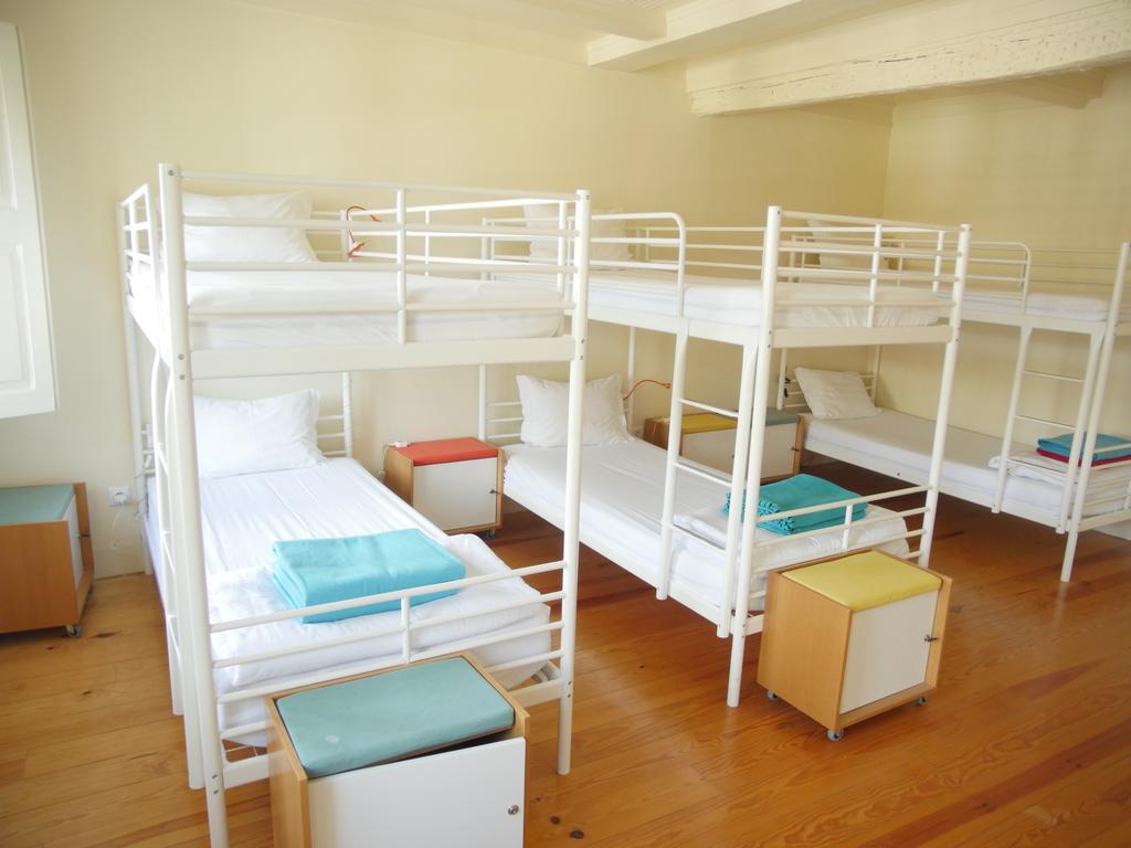 Santiago 31 Hostel Guimarães Extérieur photo
